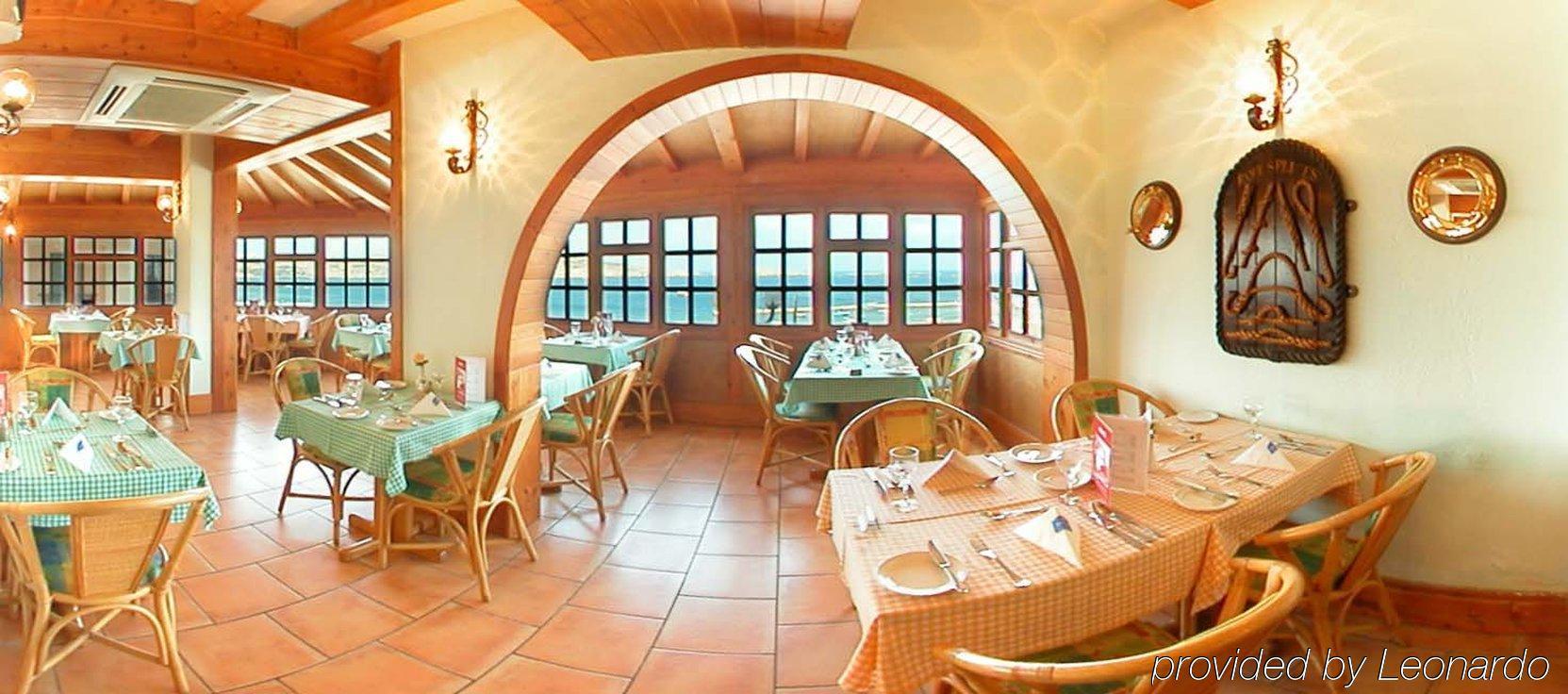 The Mediterranea Hotel & Suites เซนต์พอลส์เบย์ ภายนอก รูปภาพ
